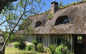 Chaumiere Aux Portes D'Honfleur